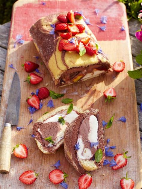 Zeppole piped pastry buns with custard and gianduja. Great British Bake Off: dessert week - Jamie Oliver | Features
