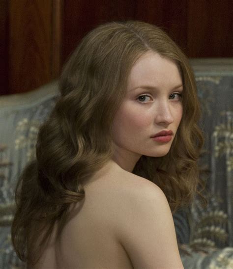Emily Browning Actresses With Brown Hair Emily Browning Short Bob