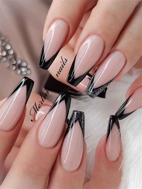 Black French Tips Triangle