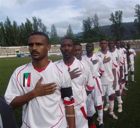 .مرزوق العتيبي الذي شارك مع منتخب بلاده في عام 2004 في دورة الخليج واللاعب اسامة آدم ريحان ( سكسك) قائد المنتخب السوداني وصاحب الهدف في نادي ليفربول الانجليزي في. المنتخب السوداني يتوجه إلى مالابو اليوم للمشاركة في المونديال الإفريقي