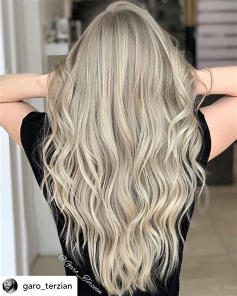 Are You Looking For The Perfect Shade Of Ash Blonde Hair Color Whether You Like All Over Ash