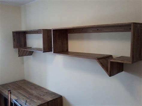 Pallets Made Wall Shelves And Stands Pallet Ideas