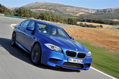 Bmw M5 F10 Specs And Photos 2011 2012 2013 Autoevolution