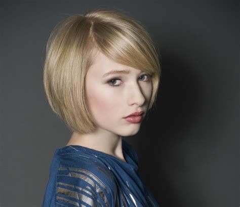 23 Mid Neck Length Hairstyles Hairstyle Catalog