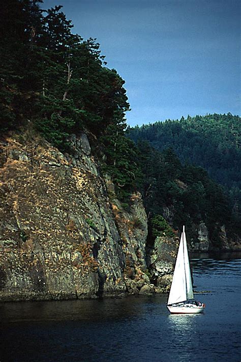 Boating Sailing And Cruising Around Vancouver Island Gulf Islands And