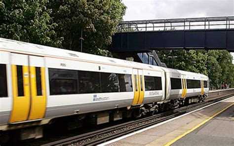 Women Assaulted And Racially Abused As They Travel On Train London