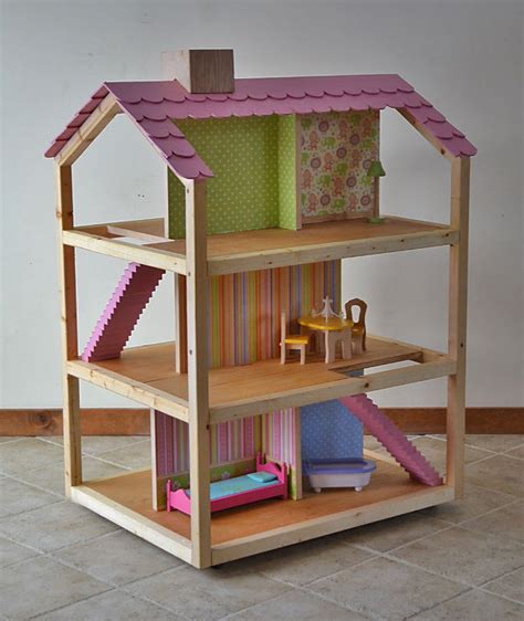 Here are 9 diy dollhouses that all doll loving children will want! 12 Darling DIY Dollhouses