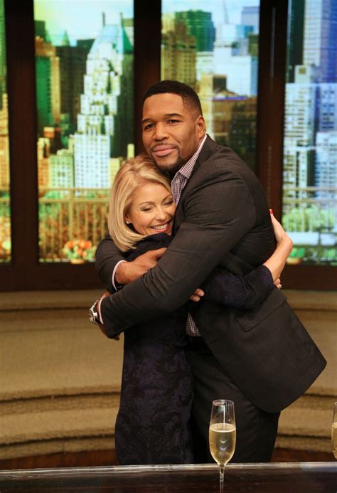 Michael Strahans 2016 From A Criminal Girlfriend To Kelly Ripa