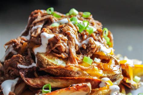 And talk about easy to make! Cheesy Potato Wedges with Pulled Pork - Lisa G Cooks
