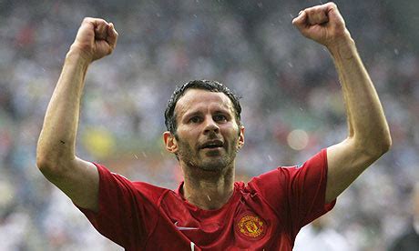 Ryan joseph giggs is a welsh footballer who plays for manchester united. Ryan Giggs Biogrpahy,Photos and Profile | Sports Club Blog