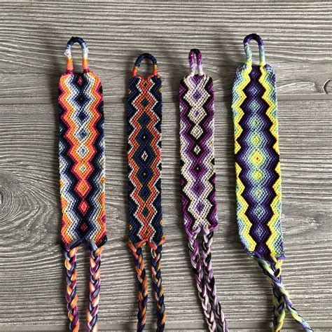 One of the more enjoyable knitting patterns is the chevron stitch. Diamond Chevron Pattern Friendship Bracelet (Extra Large ...