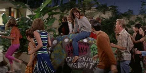 Bakshi who decides to attend a big party of clutterbuck with his charming wife. The Party, Peter Sellers | Tiki Lounge Talk