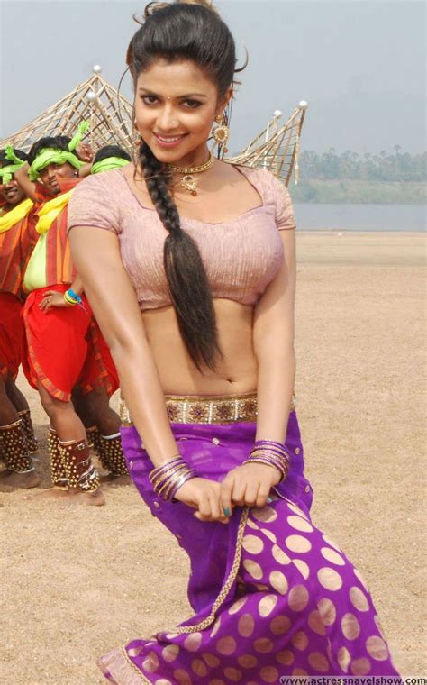 Amala Paul Sexy Navel Show In Vettai Movie Hot Girls Of Bollywoods