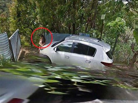 Taiwanese Couple Spotted By The Google Street View Camera