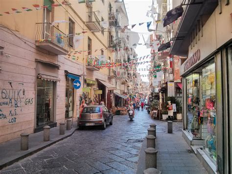 Photo Travel Rues De Naples Naples Italie