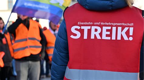 Ab Sonntagabend: Neuer Streik: EVG will Bahnverkehr in Deutschland 50
