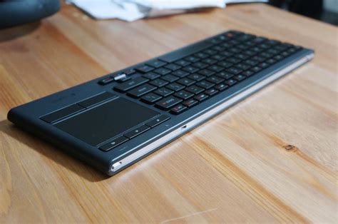 Logitech K830 Illuminated Wireless Keyboard And Touchpad Gadget Flow