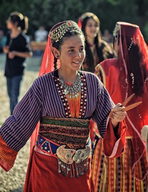 Community Day At Çatalhöyük Turkey Turkish Clothing Folk Clothing Traditional Outfits