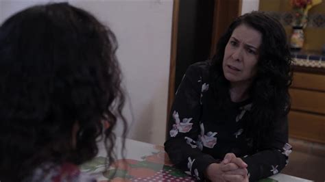 La Rosa De Guadalupe Yolanda Juzga A Su Hija Por Ser Madre Soltera Y
