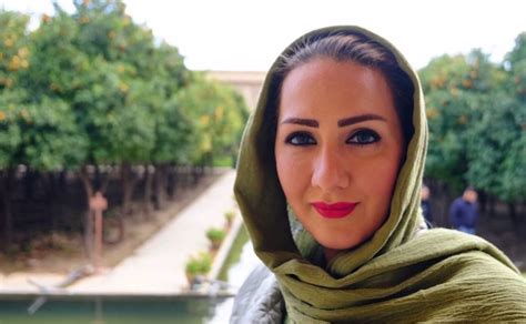 Program tv azi, posturi tv: "Basta bugie", tre giornaliste lasciano la tv ...