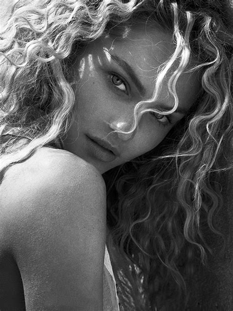 Candice Swanepoel Curly Hair Styles Hair Inspiration Candice Swanepoel