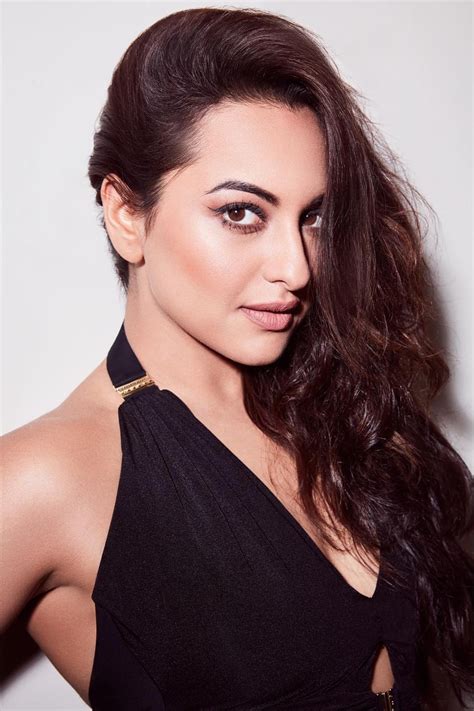 Sonakshi Sinha Has A Great Trick For Dry Skin And It Involves Coconut Oil Vogue India