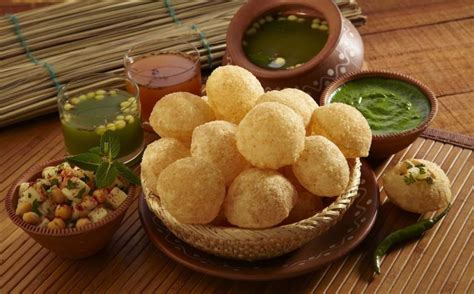 Heat oil in a pan on medium heat then add the peppers and onions. adt's smallworld: Phuhchka / Pani Puri Or Golgappe ...
