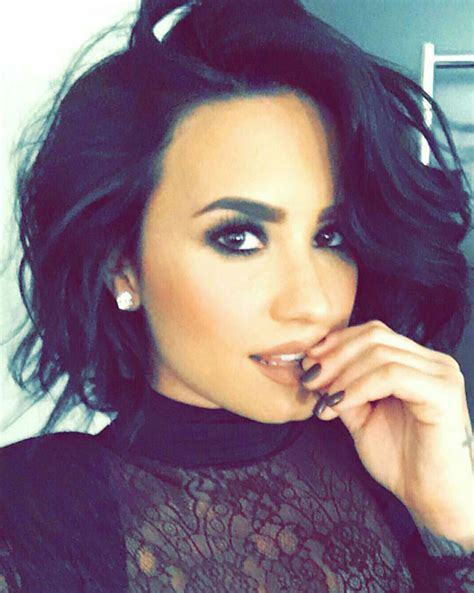 Demi Lovato Lesbian Imagines Not To Notice Wattpad