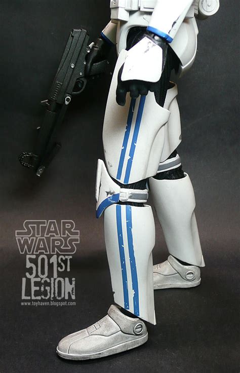 Toyhaven More Sideshow 501st Legion Vaders Fist Clone Trooper Review 2