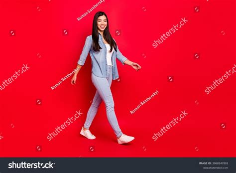 7593 Skinny Asian Girl Images Stock Photos And Vectors Shutterstock