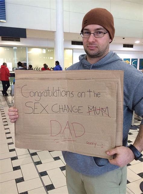 Here are 19 people who decided to hold hilariously funny and/or highly embarrassing signs as they patiently waited for a passenger to arrive. 48 Funny Airport Signs That Went Above And Beyond "Welcome ...