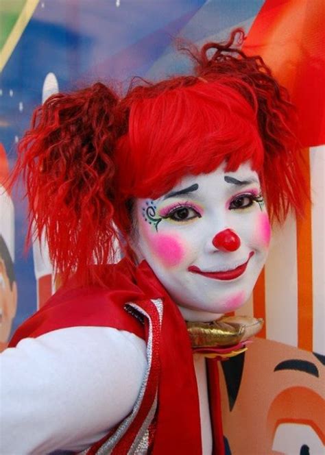Pin By Stuff Lover On Clown Female Clown Cute Clown Clown Makeup