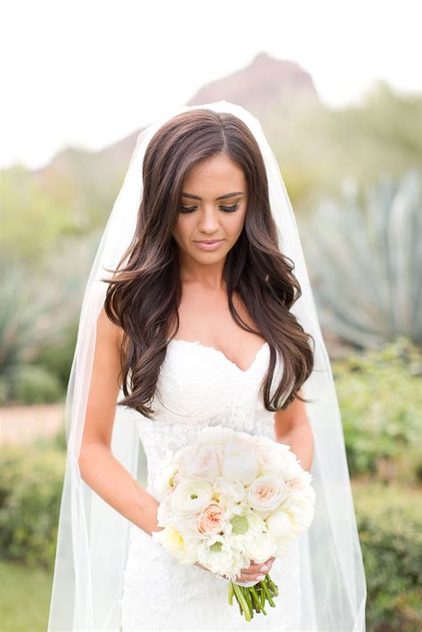 16 Wedding Hairstyles For Long Hair Down With Veil For Oval Face