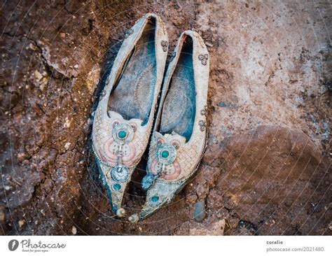 Der kleine Muck Schuhe alt - ein lizenzfreies Stock Foto von Photocase