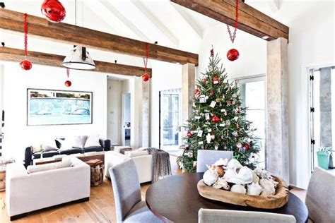7 Best Modern Christmas Tree Ideas Contemporary Christmas Decor