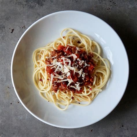 Cooking Classics: Spaghetti With Classic Bolognese | Buttermilk Lipstick