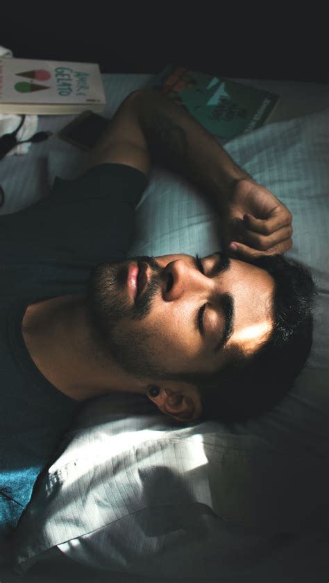 Hukum dan Doa Agar Tidak Terlalu Sering Mimpi Basah, Ketahui Juga