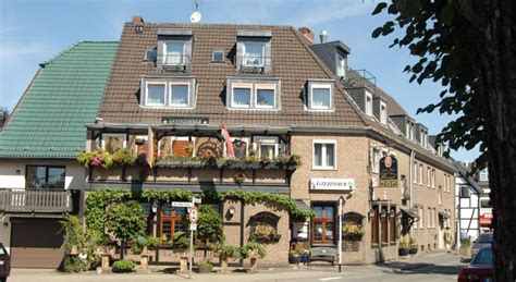 Featuring allergy free rooms, an atm and a private carpark, haus wessel hotel offers accommodation in rath heumar district, 4.7 km from theater am dom. Haus Wessel (Köln, Deutschland) Preise 2020 • Agoda