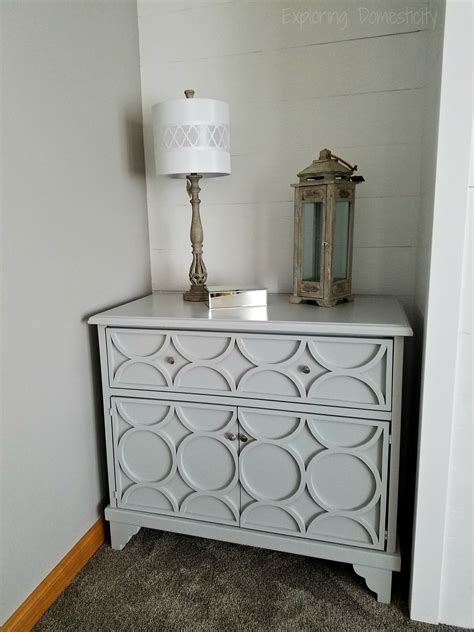 Create a shiplap diy fireplace wall! DIY Faux Shiplap Fireplace Wall ⋆ Exploring Domesticity