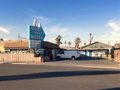 Desert Hills Motel