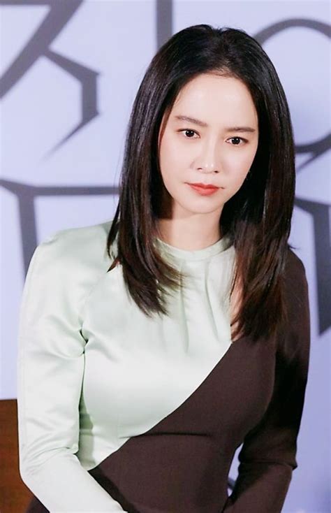 However, thanks to the special guest appearance of the creator of the #anysongchallenge, zico himself, song ji hyo will finally be able to learn the moves and perform the famous dance on the march 29th episode of the show. song ji hyo - 2020
