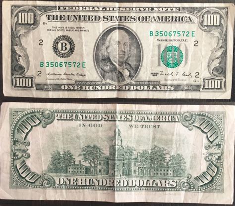 Almost nine million dollars in counterfeit bills are in circulation in the series 2009 bills and later have more security features to check. 1988 $100 Bill - Is It Fake Of Real? - Coin Community Forum