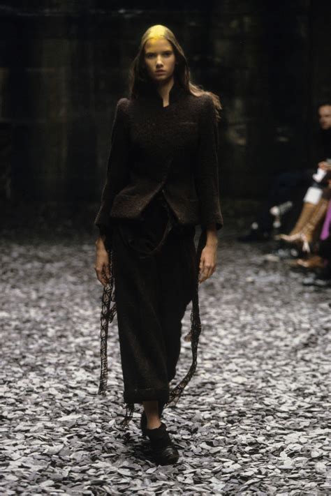Check spelling or type a new query. Alexander McQueen Fall 2000 Ready-to-Wear Fashion Show