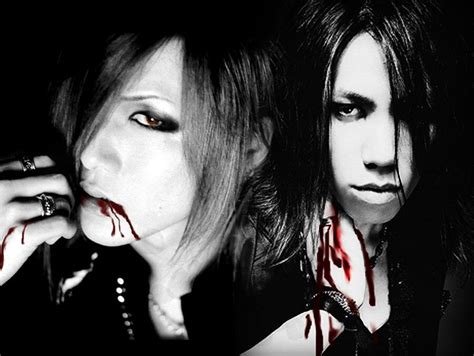 Vampiros hasn't posted a status update yet. Uruha and Aoi. Vampires. Deviant Art (con imágenes) | Fotos