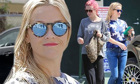 Reese Witherspoon And Daughter Ava Show Off Their Contrasting