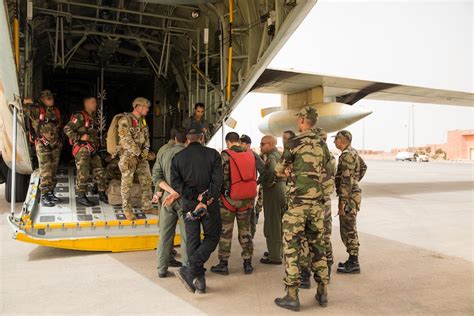 Utah Moroccan And Tunisian Paratroopers Jump Together At African Lion
