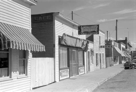 Street in Wolf Point, 1941 in Montana image - Free stock photo - Public