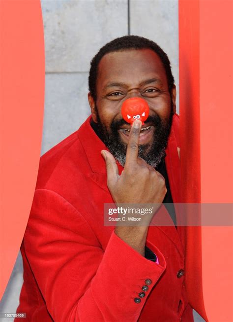 lenny henry attends a photocall to celebrate 25 years of red nose day