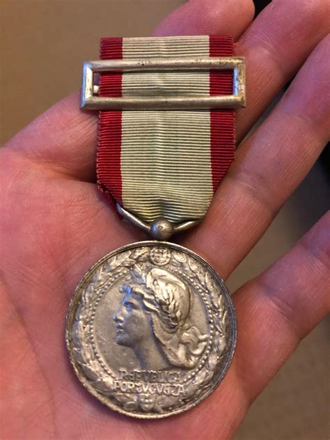 1916 Medal Please Help To Identify Rest Of The World Militaria