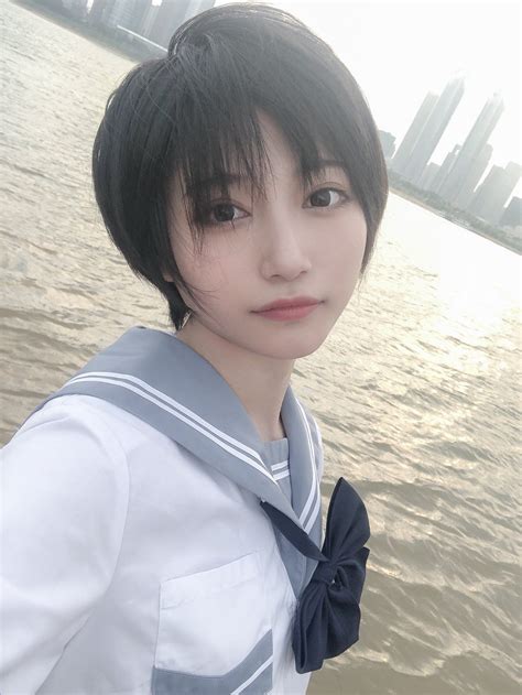 帅嘤嘤 On Twitter Beautiful Japanese Girl Girl Short Hair Cute Japanese Girl